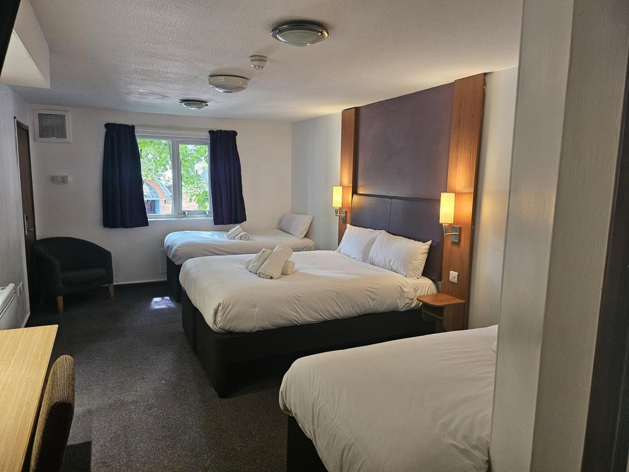V Lodge Manchester Мидлтон Экстерьер фото